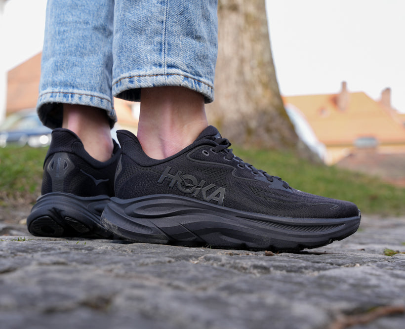 Hoka W CLIFTON 10 Black / Black – Framsport