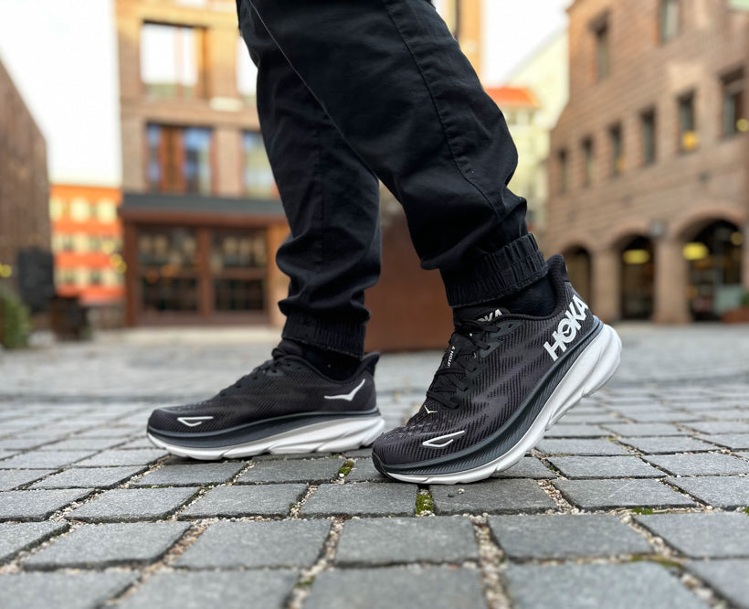 Hoka M CLIFTON 9 Black / White