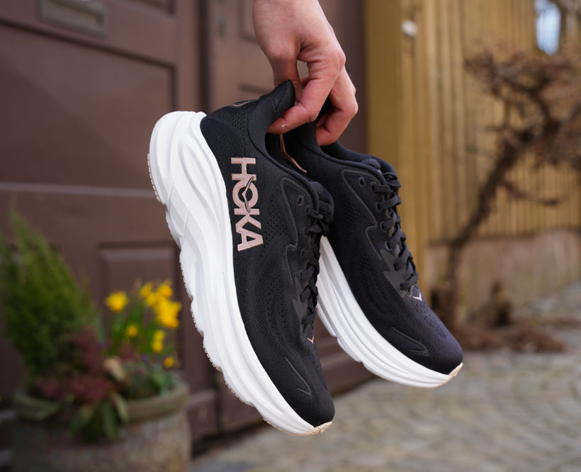 Hoka W CLIFTON 10 Black / Rose Gold – Framsport