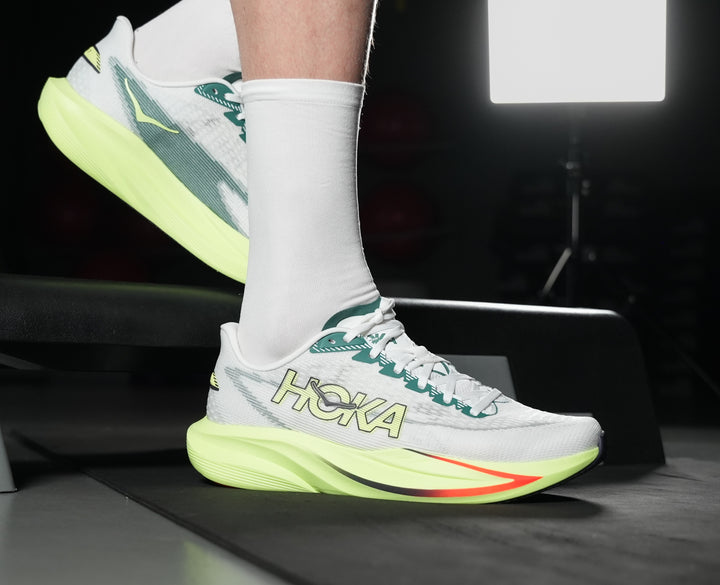 Hoka M MACH 7 Frost / Neon Yuzu