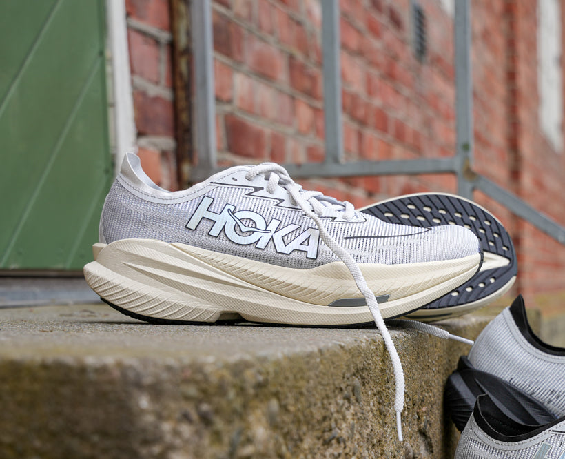 Hoka U MACH X 2 White / Cosmic Grey