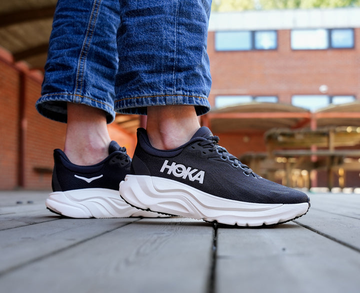 Hoka W ARAHI 8 WIDE Black / White