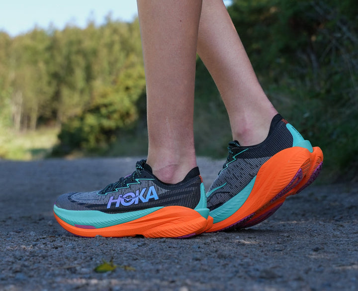 Hoka W MACH X 2 Black / Electric Aqua